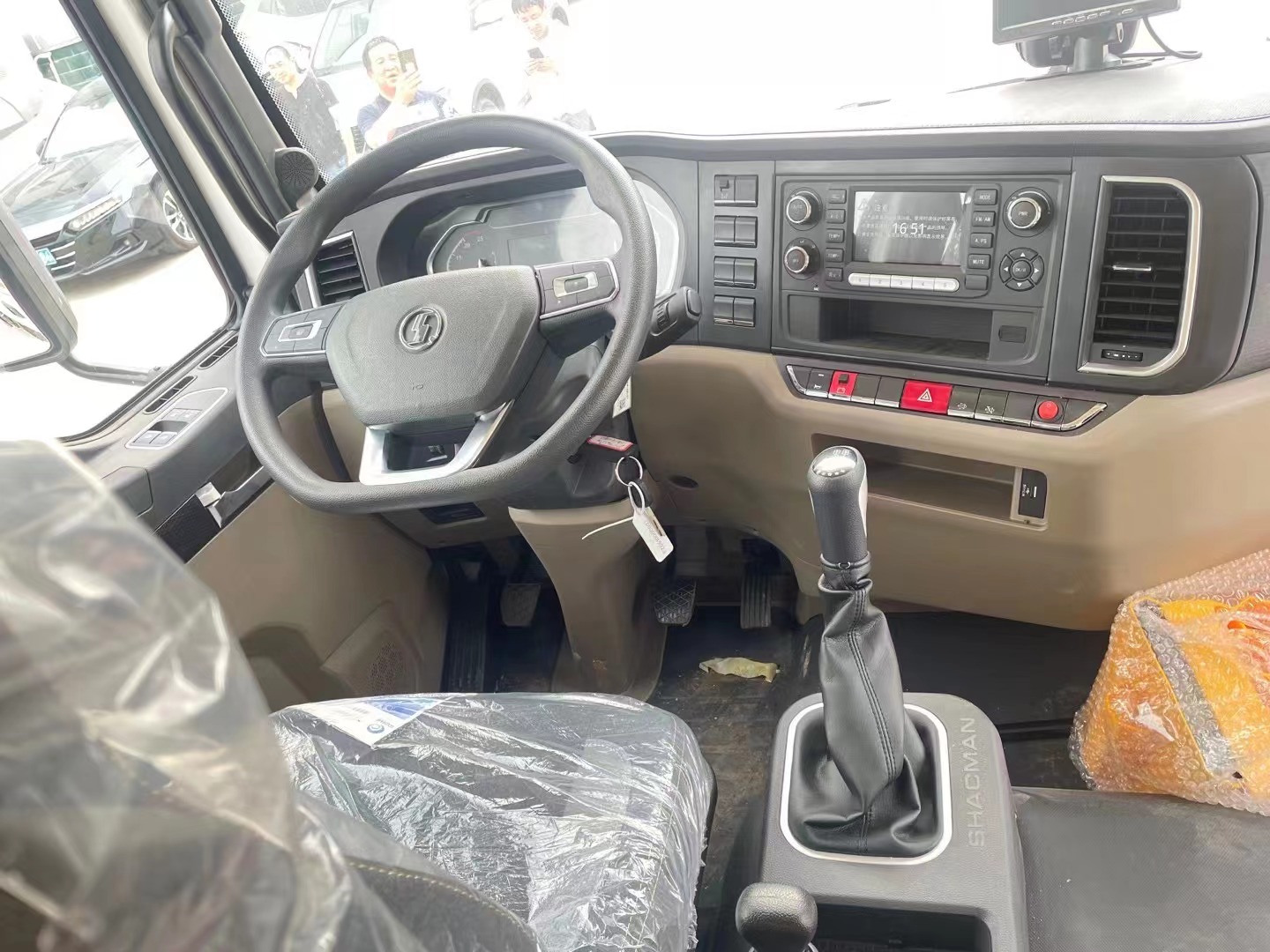 陜汽德龍6.8米煙花炮竹運輸車