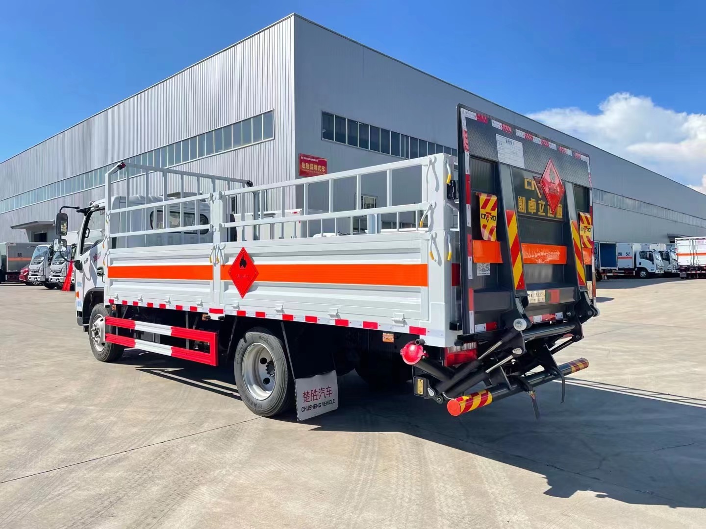 東風5.2米氣瓶運輸車