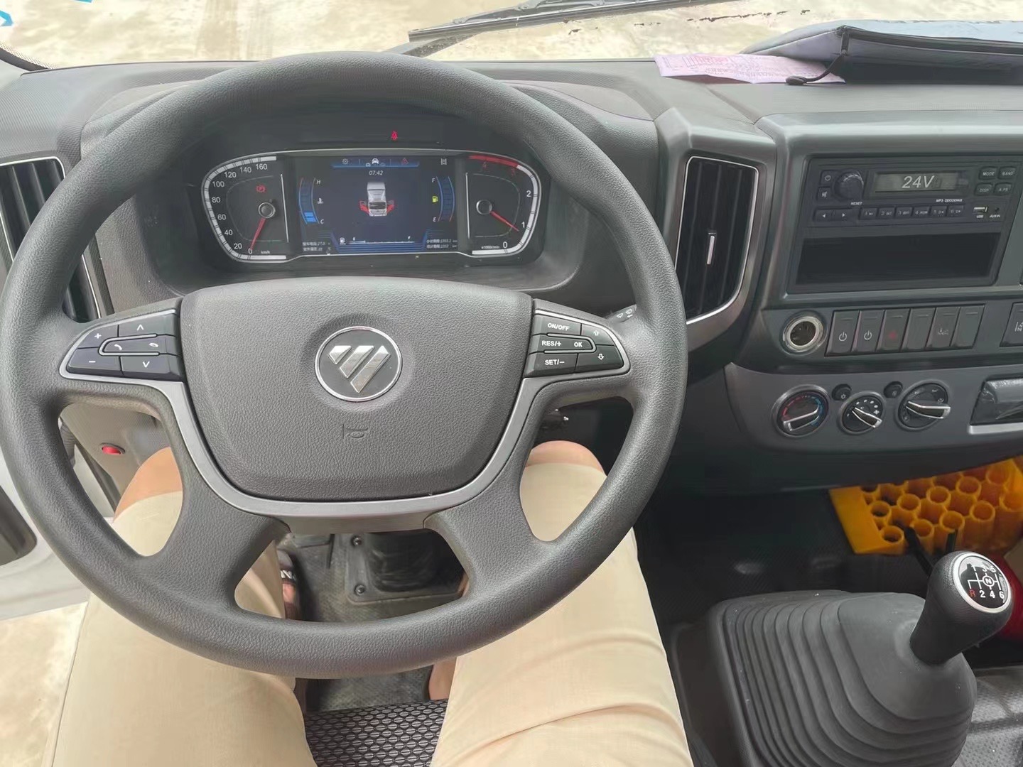 福田歐馬可（5.2米）6.8噸腐蝕性物品廂式車